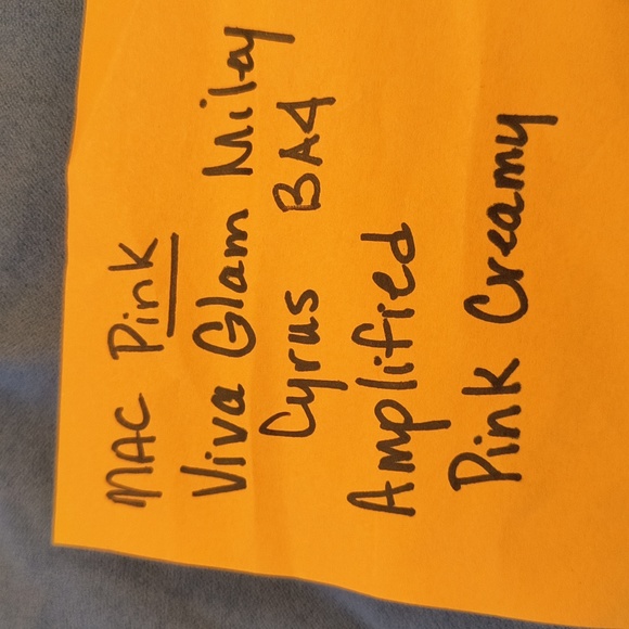 MAC Viva Glam Miley Cyrus Signature Used Pink Amplified BA4 Lipstick 💄Rare - Picture 4 of 5